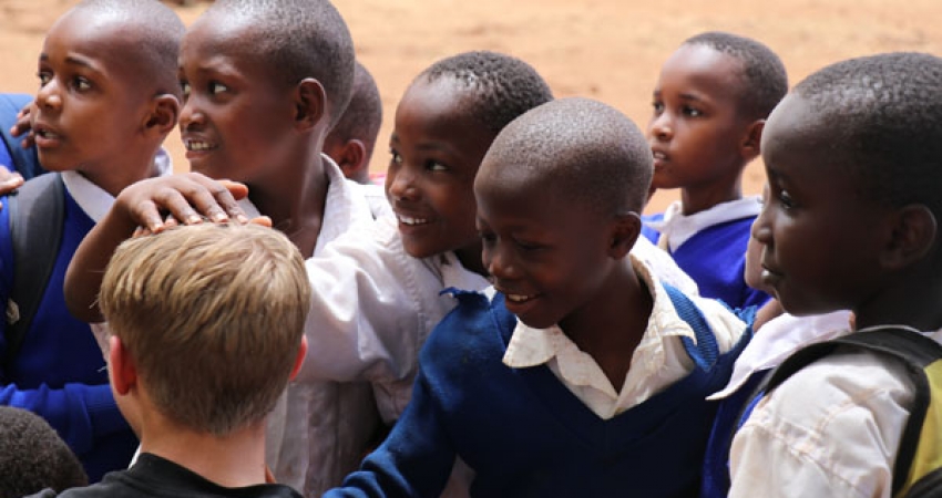 加纳志愿者孤儿院-自1998年以来，受到18000名志愿者的信赖