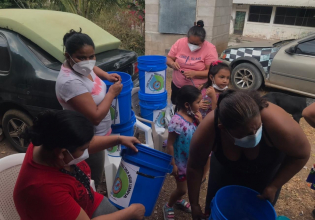 在萨尔瓦多做志愿者，产生影响