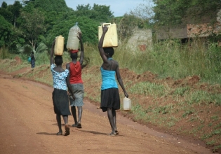 乌干达妇女和女童志愿者项目＂>
                 </div></a>
               </div>
               <div class=