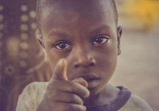 在埃塞俄比亚为儿童做志愿者