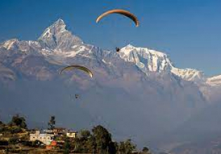 尼泊尔的滑翔伞
